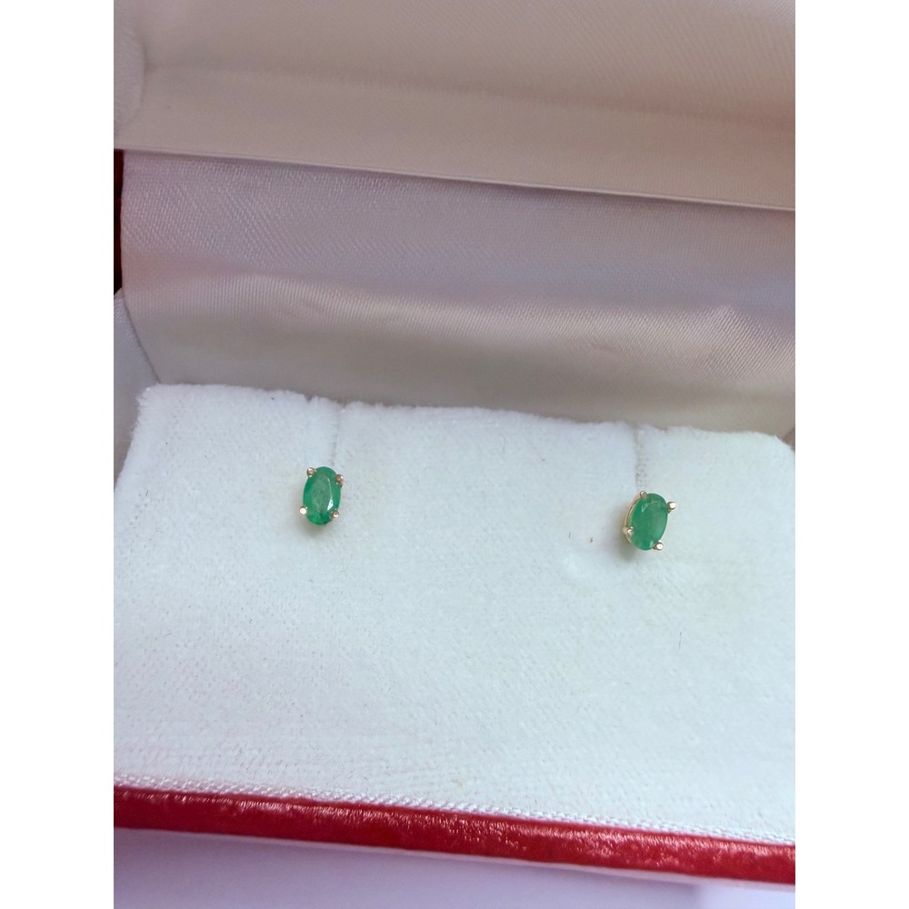 14kt emerald earrings